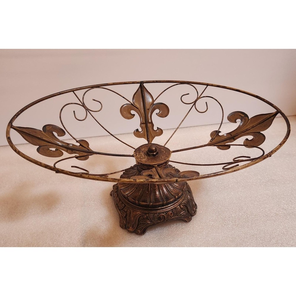 Vintage ornate antiqued metal bowl fleur-de-lis design. Centerpiece 60'